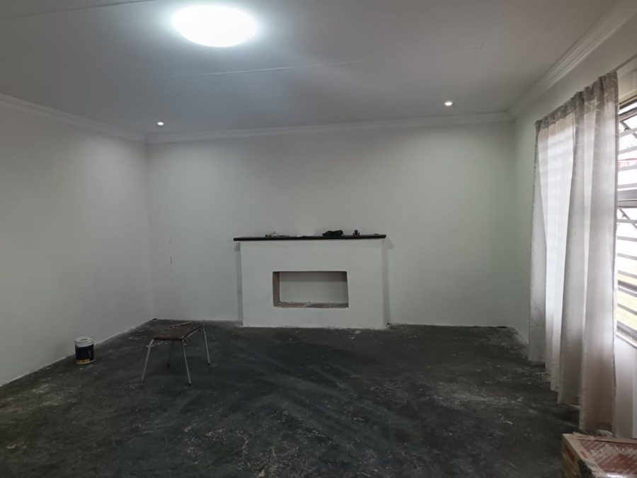 3 Bedroom Property for Sale in Roodepan Northern Cape